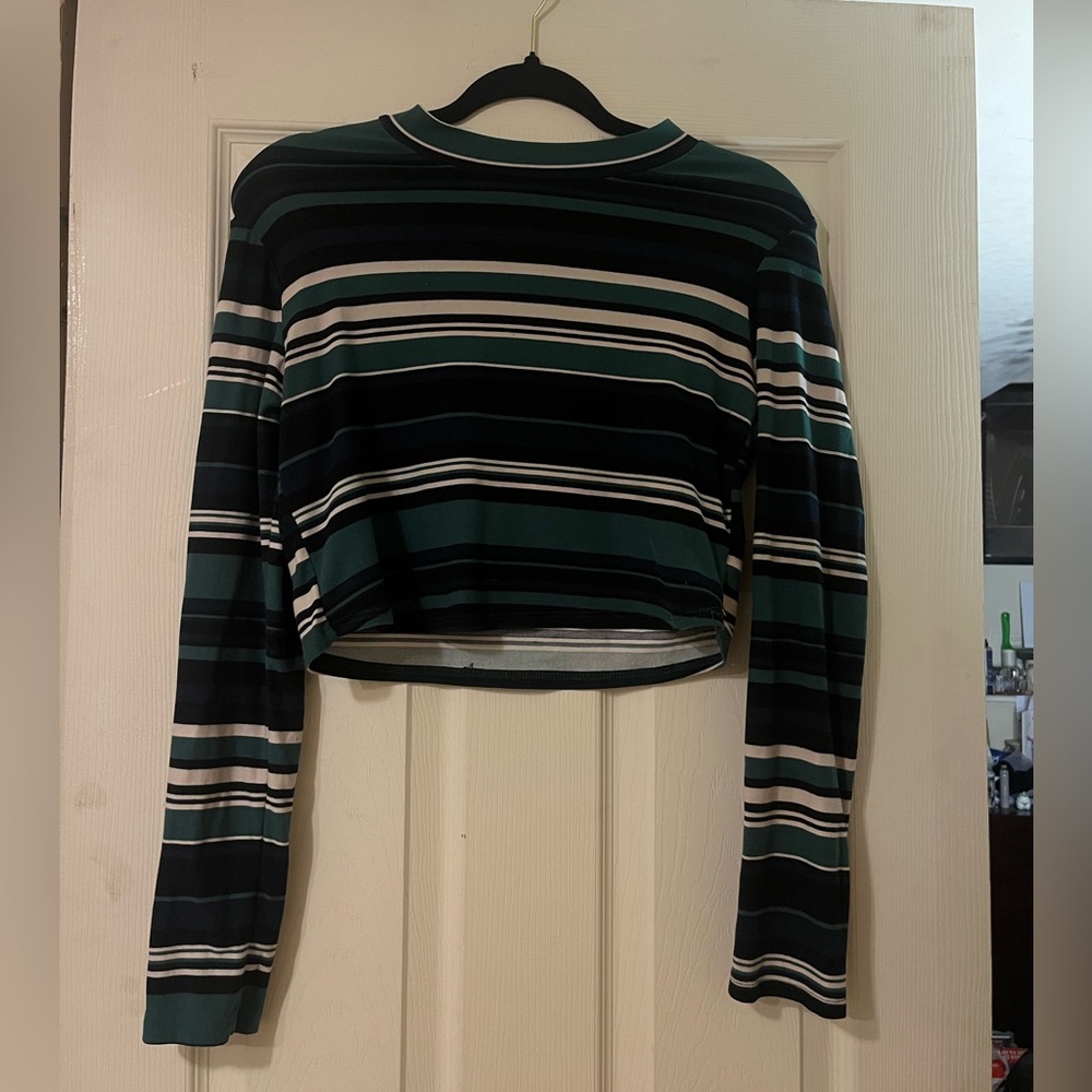 Striped Cropped House